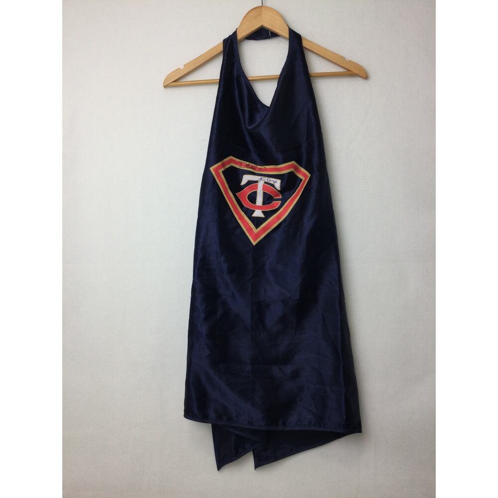 Vintage Minnesota Twins Souvenir Bat and Autographed Blue Hero Cape - Picture 2 of 8